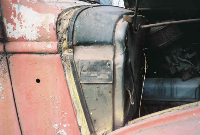 2-4.jpg (51436 bytes)